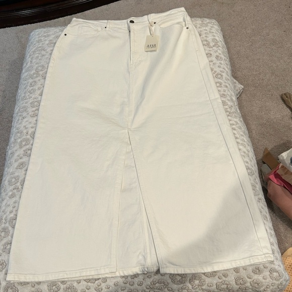 a.n.a Dresses & Skirts - NWT A.N.A Women’s Size 18 Hi-rise White Jean Skirt